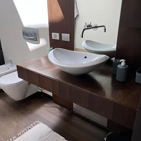 Casa Cavour - Downtown Design Penthouse Apartment *