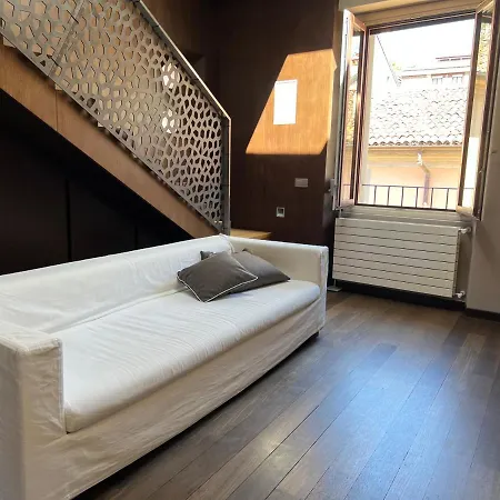 Casa Cavour - Downtown Design Penthouse Apartment