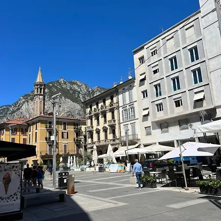 Διαμέρισμα Casa Cavour - Downtown Design Penthouse *